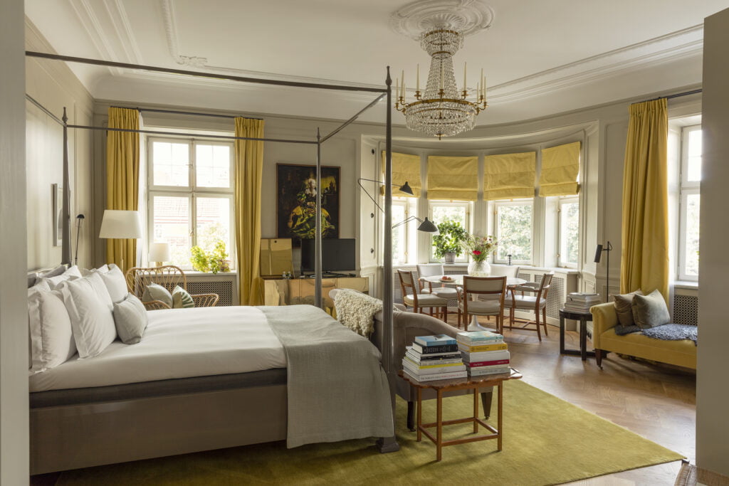 Ett Hem, lyxhotell i Stockholm, grundades av Jeanette Mix.
