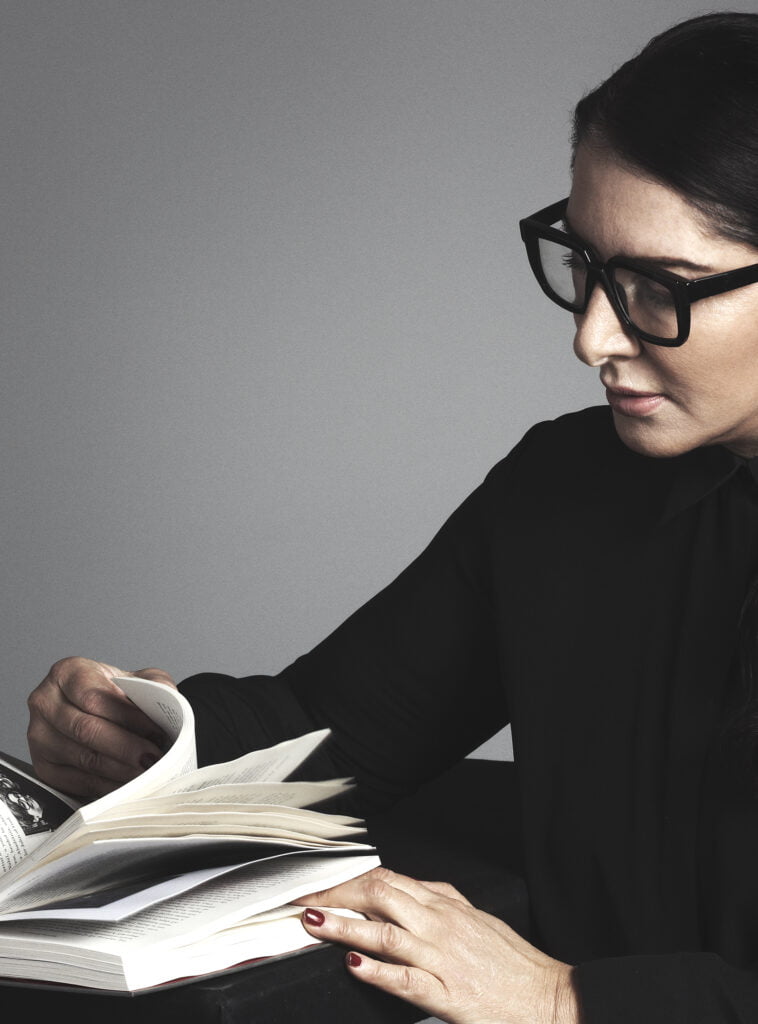 
ICON tillbringade en hel dag med Marina Abramović i New York. Konstn&auml;ren fyllde nyligen 70 &aring;r, men jobbar mer &auml;n n&aring;gonsin.