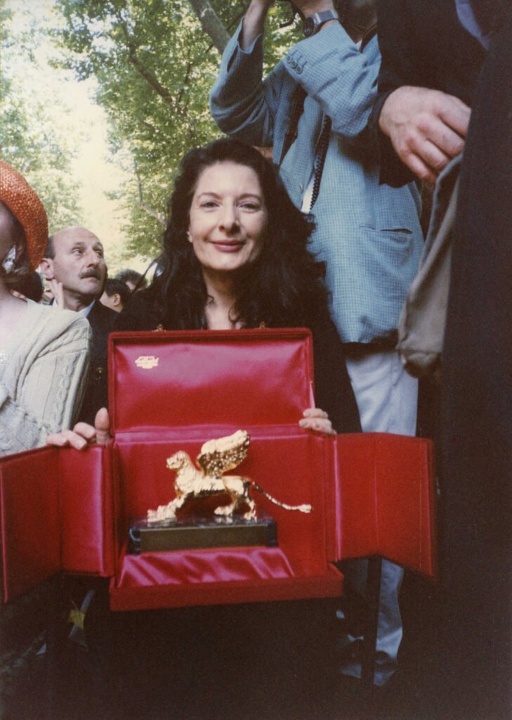 P&aring; biennalen i Venedig 1997 vann hon Guldlejonet f&ouml;r sitt performance Balkan Baroque.