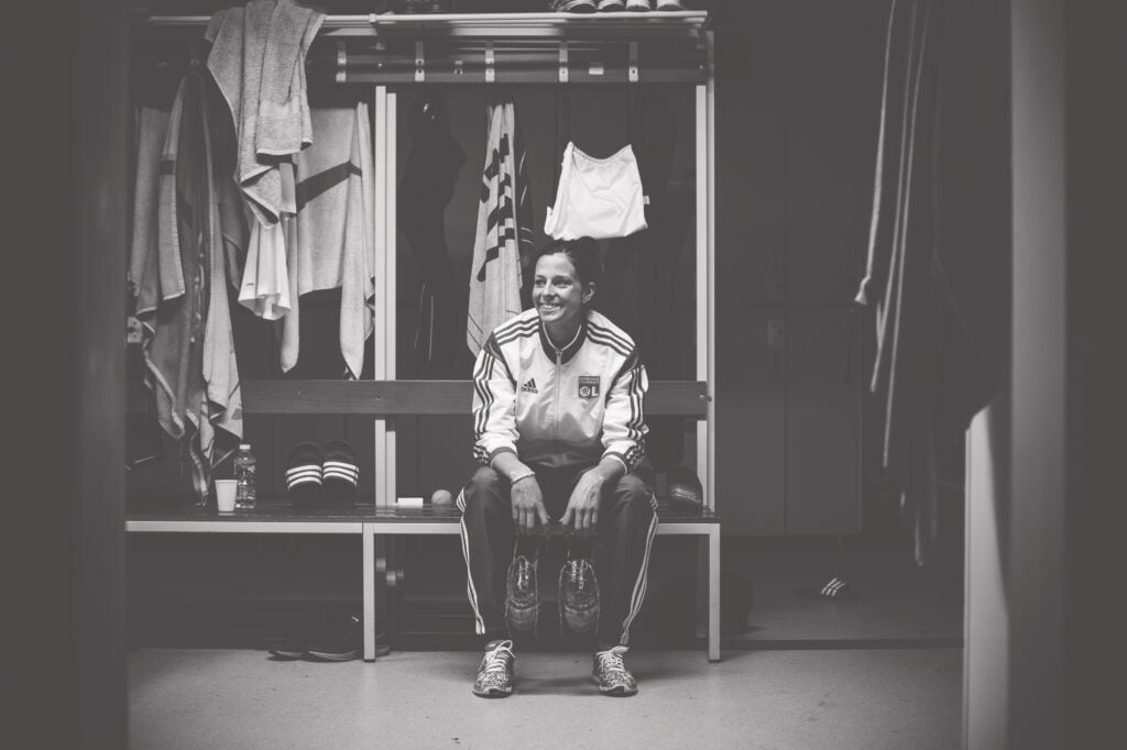 Lotta Schelin &auml;r &auml;ven aktiv p&aring; sociala medier. P&aring; Twitter har hon 25 000 f&ouml;ljare.