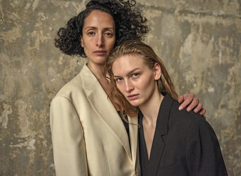 Vit kavaj. Svart kavaj,  Allt fr&aring;n Celine by Hedi Slimane.
