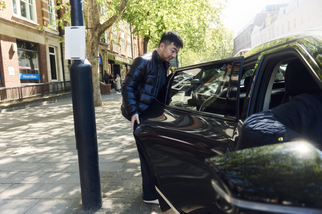 Carl Pei är i ständig rörelse och pendlar frekvent mellan London, San Francisco och Hangzhou i Kina.